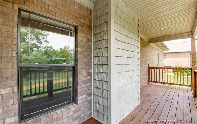2018 Vincennes Place, Floyds Knobs, IN 47119