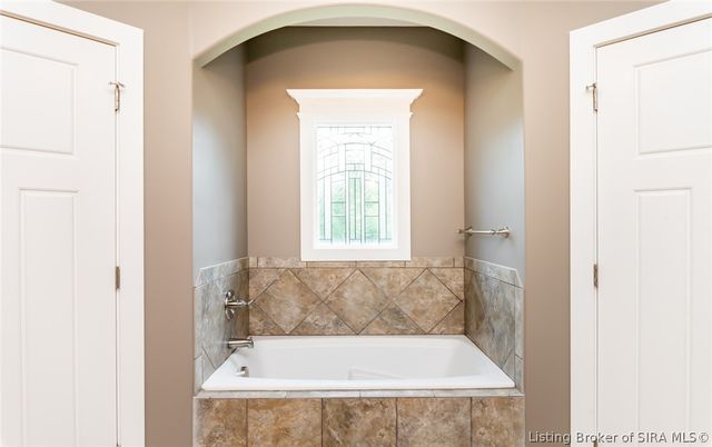 2018 Vincennes Place, Floyds Knobs, IN 47119