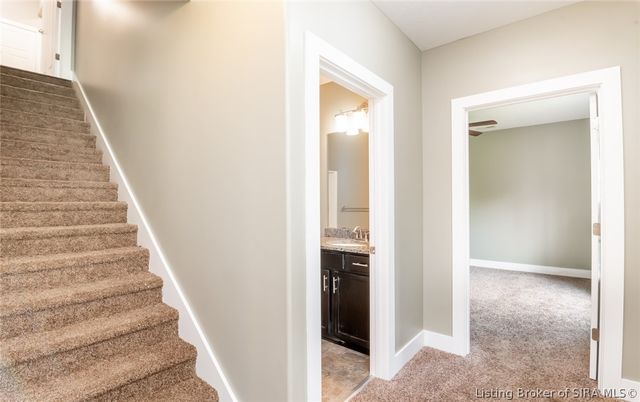 2018 Vincennes Place, Floyds Knobs, IN 47119