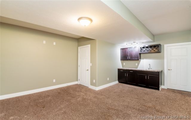 2018 Vincennes Place, Floyds Knobs, IN 47119