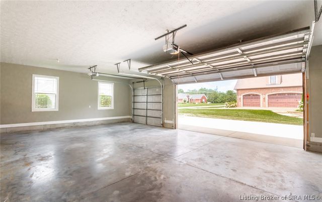 2018 Vincennes Place, Floyds Knobs, IN 47119