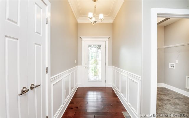 2018 Vincennes Place, Floyds Knobs, IN 47119