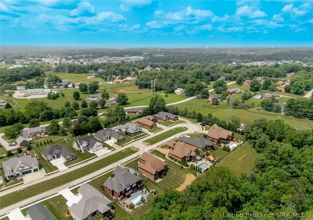 2018 Vincennes Place, Floyds Knobs, IN 47119
