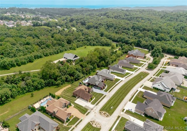 2018 Vincennes Place, Floyds Knobs, IN 47119