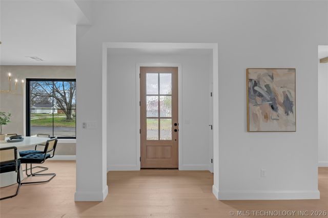 190 E Freeport Street, Broken Arrow, OK 74012