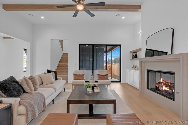 190 E Freeport Street, Broken Arrow, OK 74012