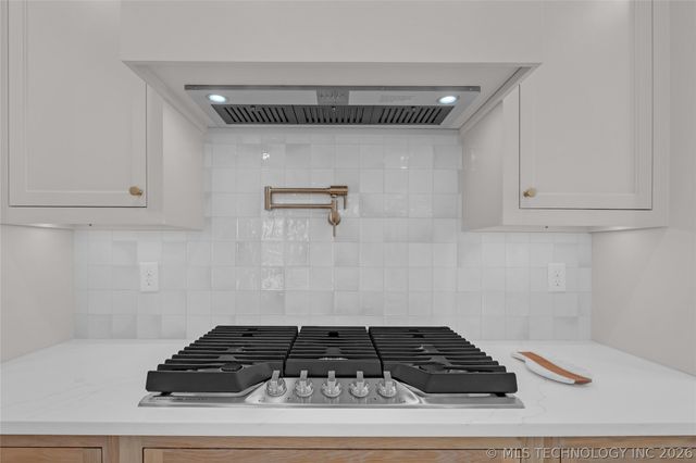 190 E Freeport Street, Broken Arrow, OK 74012