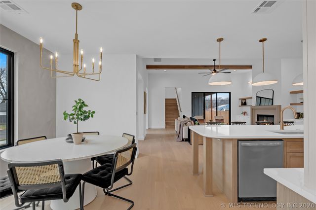 190 E Freeport Street, Broken Arrow, OK 74012