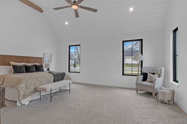 190 E Freeport Street, Broken Arrow, OK 74012