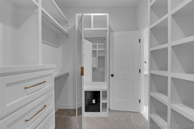 190 E Freeport Street, Broken Arrow, OK 74012