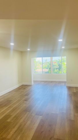 8345 SUNRISE LAKES Boulevard 304, Sunrise, FL 33322