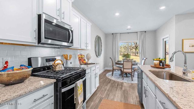 416 Piney Drive, Pearl, MS 39208