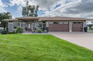 2037 St Andrews Drive, Altoona, WI 54720