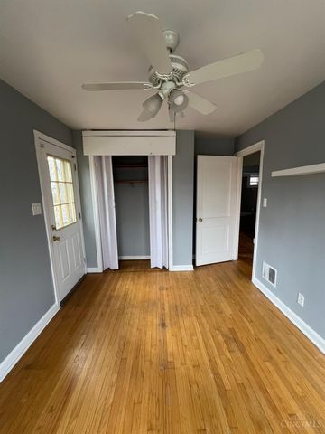 451 Lloyd Place, Cincinnati, OH 45219
