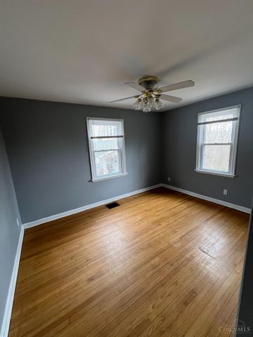 451 Lloyd Place, Cincinnati, OH 45219
