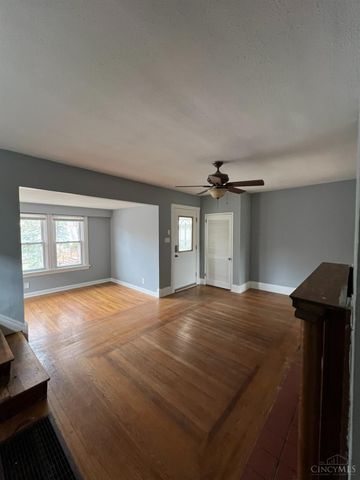451 Lloyd Place, Cincinnati, OH 45219
