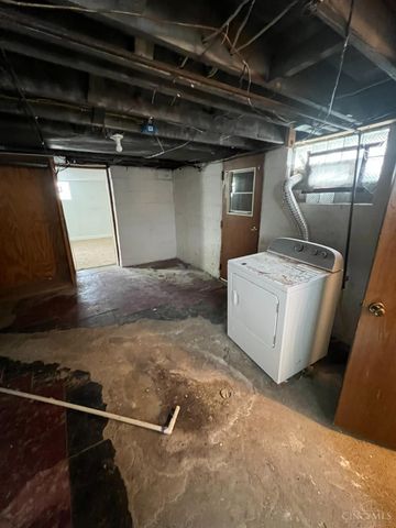 451 Lloyd Place, Cincinnati, OH 45219