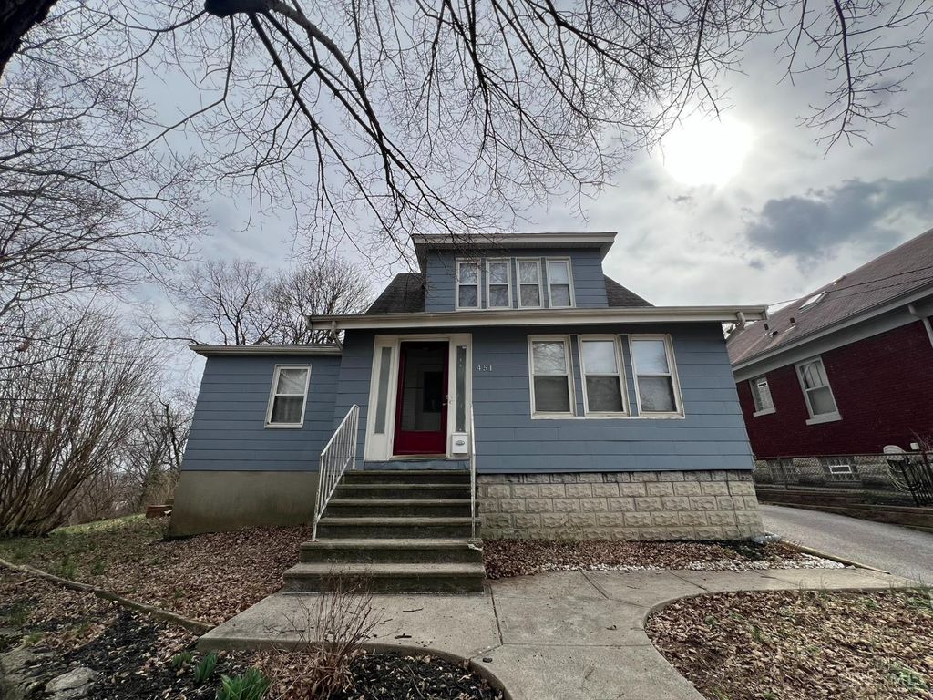 451 Lloyd Place, Cincinnati, OH 45219