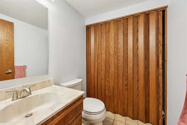 5301 Valley Road, Ames, IA 50014