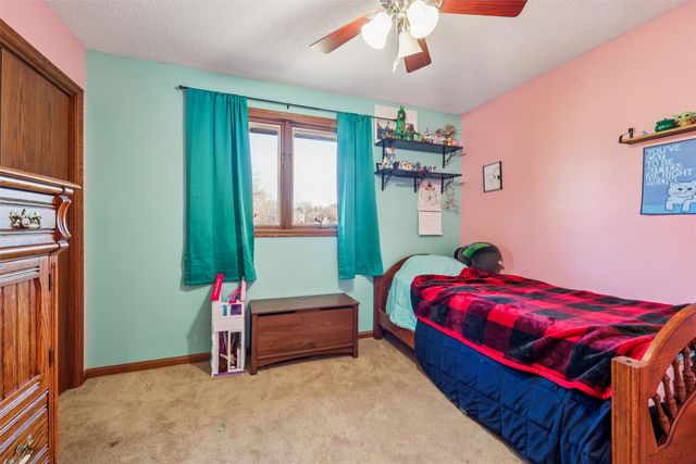 5301 Valley Road, Ames, IA 50014