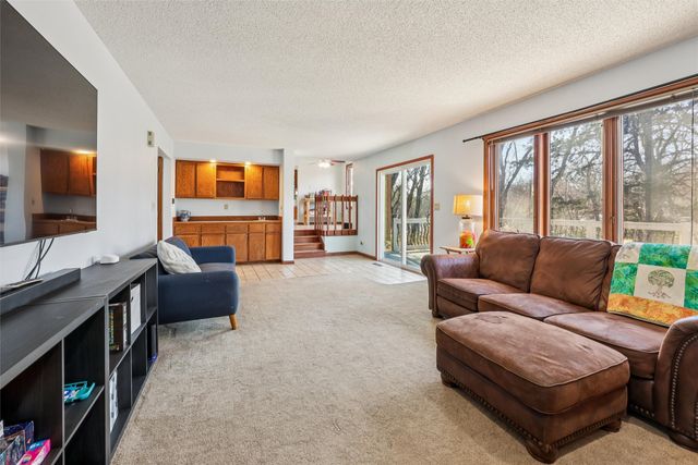 5301 Valley Road, Ames, IA 50014