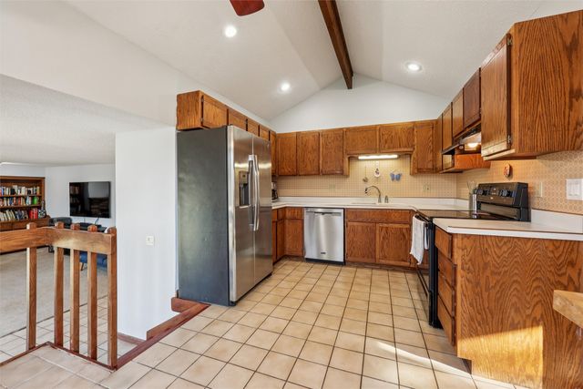 5301 Valley Road, Ames, IA 50014