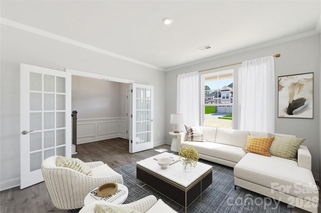 4134 Vista Pine Drive, Charlotte, NC 28215