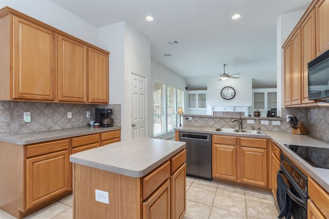 2437 Campfire Lane, Frisco, TX 75033