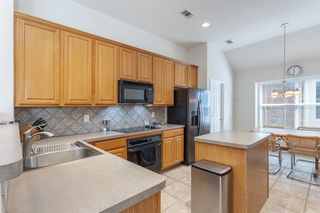 2437 Campfire Lane, Frisco, TX 75033