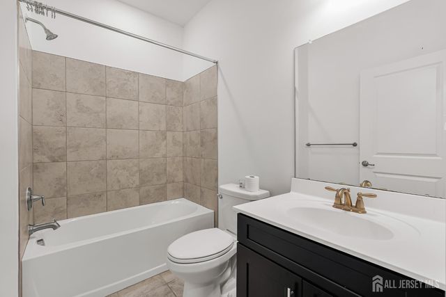 718 Stiller Lane, Monroe, NJ 08831