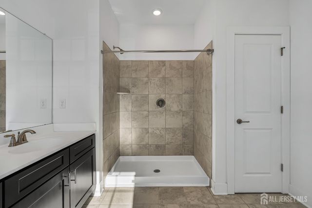 718 Stiller Lane, Monroe, NJ 08831