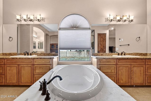 19175 E VALLEJO Street, Queen Creek, AZ 85142