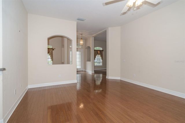 19027 DOVE CREEK DRIVE, Tampa, FL 33647