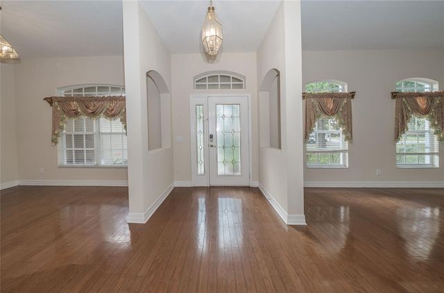 19027 DOVE CREEK DRIVE, Tampa, FL 33647