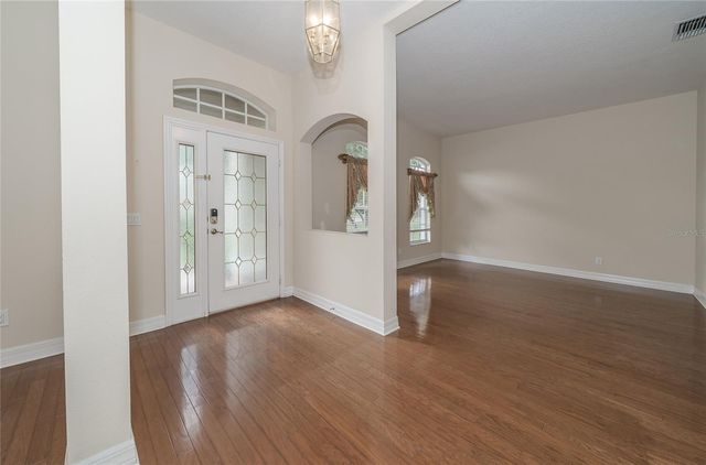 19027 DOVE CREEK DRIVE, Tampa, FL 33647