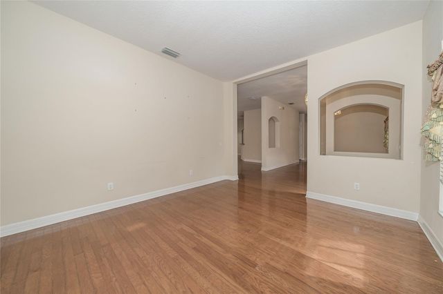 19027 DOVE CREEK DRIVE, Tampa, FL 33647