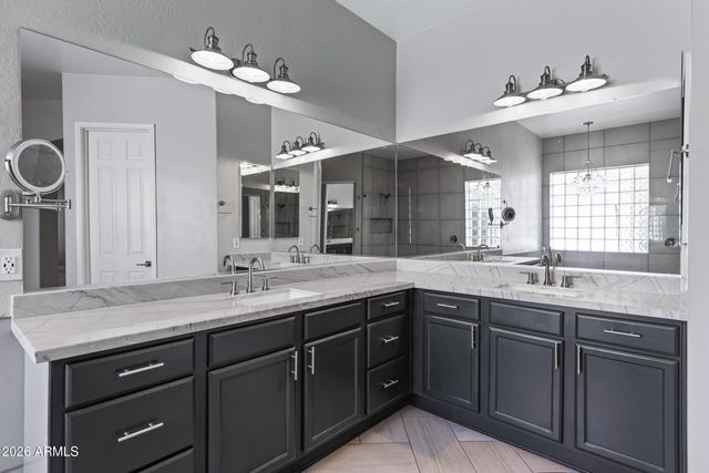 4382 S WILDFLOWER Place, Chandler, AZ 85248