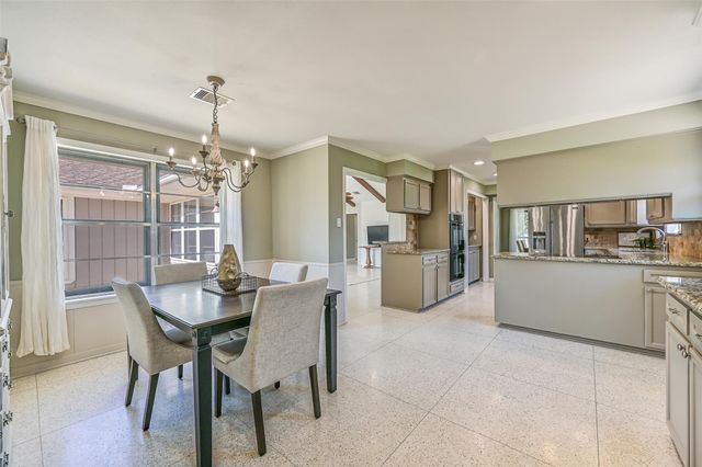 304 Chester Drive, Friendswood, TX 77546