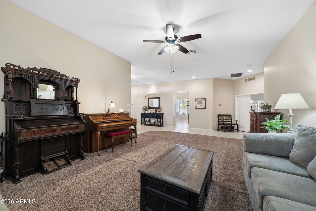 Image 10 of property listing at 3126 E GARY Street, Mesa, AZ 85213