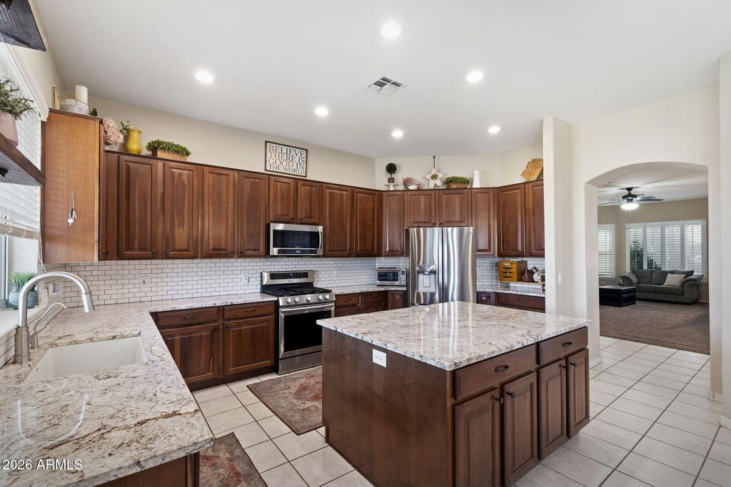 Image 16 of property listing at 3126 E GARY Street, Mesa, AZ 85213