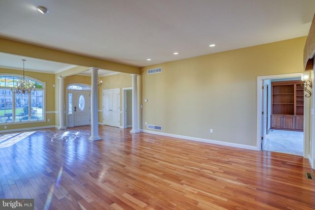 1810 WINDSWEPT CIR, Dover, DE 19901