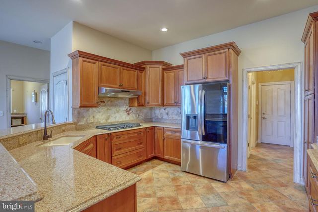 1810 WINDSWEPT CIR, Dover, DE 19901