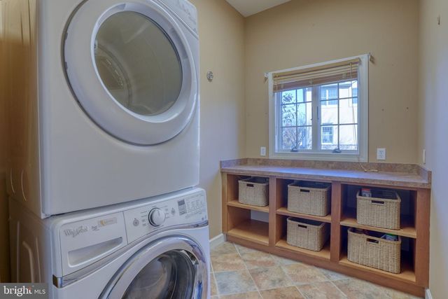 1810 WINDSWEPT CIR, Dover, DE 19901