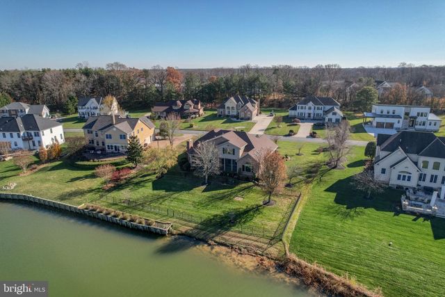 1810 WINDSWEPT CIR, Dover, DE 19901