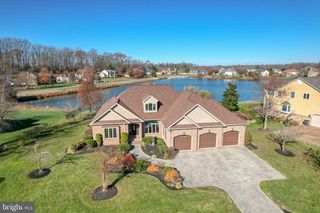 1810 WINDSWEPT CIR, Dover, DE 19901