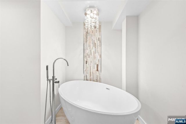 285 Hardenburgh Avenue, Demarest, NJ 07627