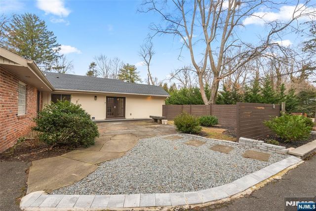 285 Hardenburgh Avenue, Demarest, NJ 07627