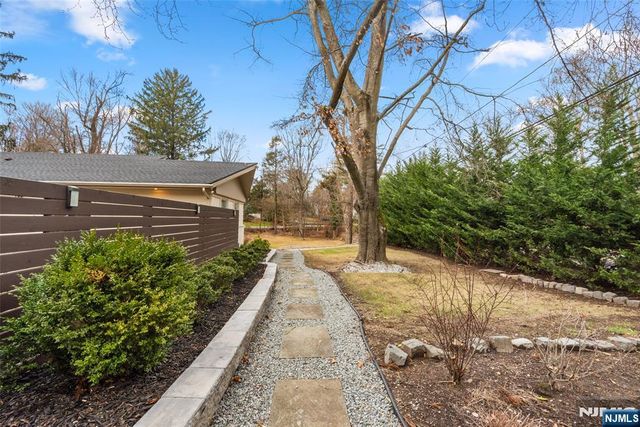 285 Hardenburgh Avenue, Demarest, NJ 07627