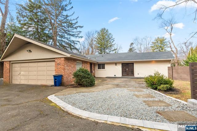 285 Hardenburgh Avenue, Demarest, NJ 07627