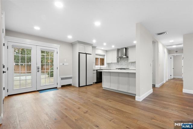 285 Hardenburgh Avenue, Demarest, NJ 07627